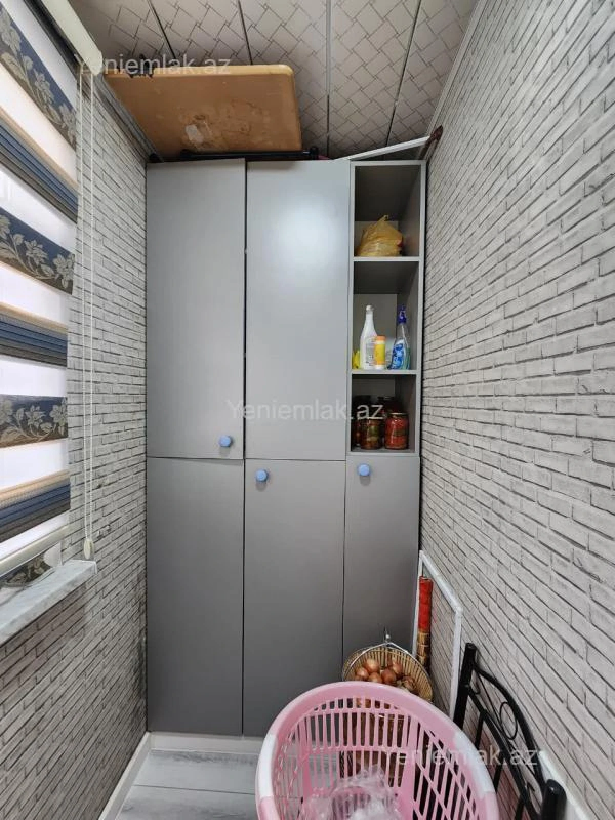 Satılır 4 otaqlı köhnə tikili 90 m²