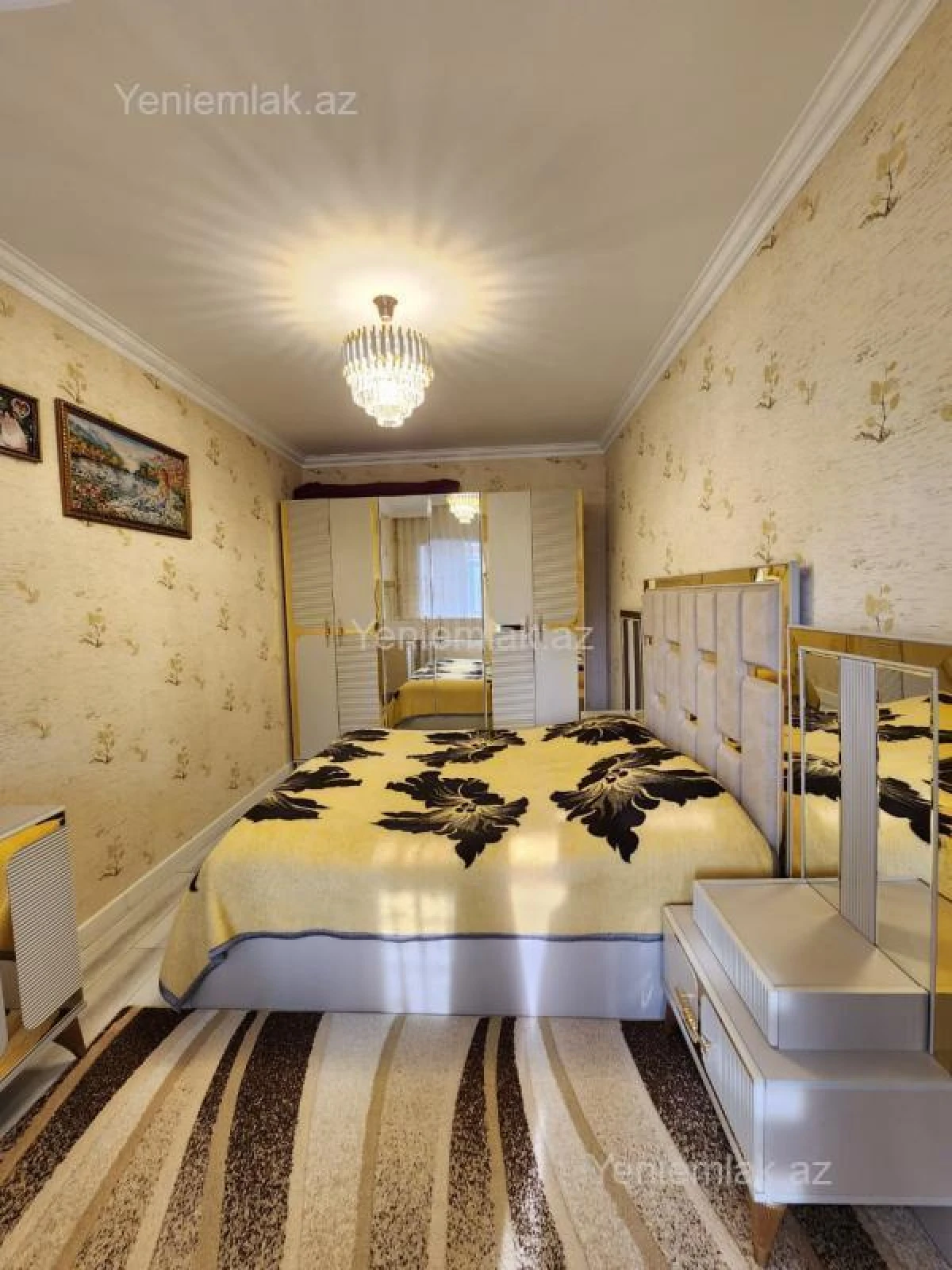 Satılır 4 otaqlı köhnə tikili 90 m²