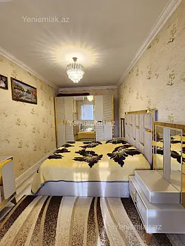 Satılır 4 otaqlı köhnə tikili 90 m²