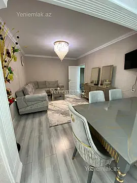 Satılır 4 otaqlı köhnə tikili 90 m²