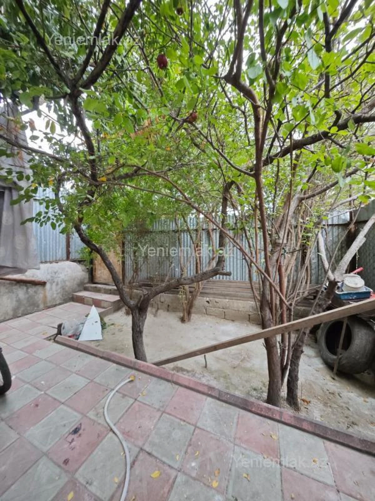 Satılır 2 otaqlı köhnə tikili 40 m²