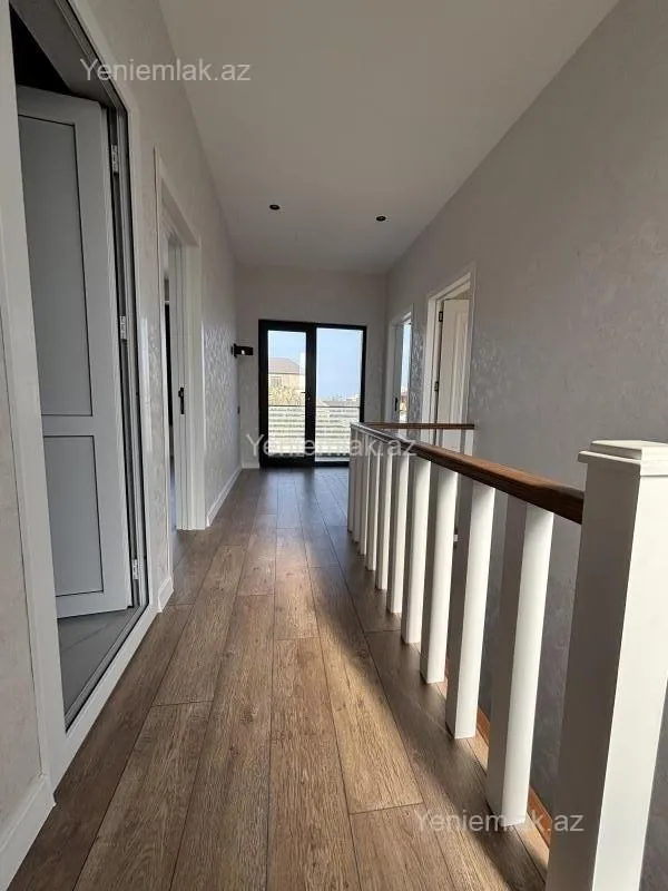 Satılır 4 otaqlı həyət evi 140 m²