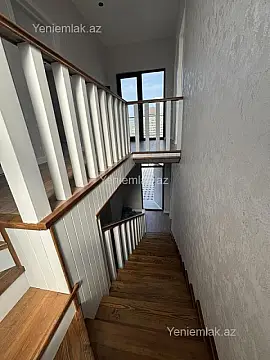 Satılır 4 otaqlı həyət evi 140 m²
