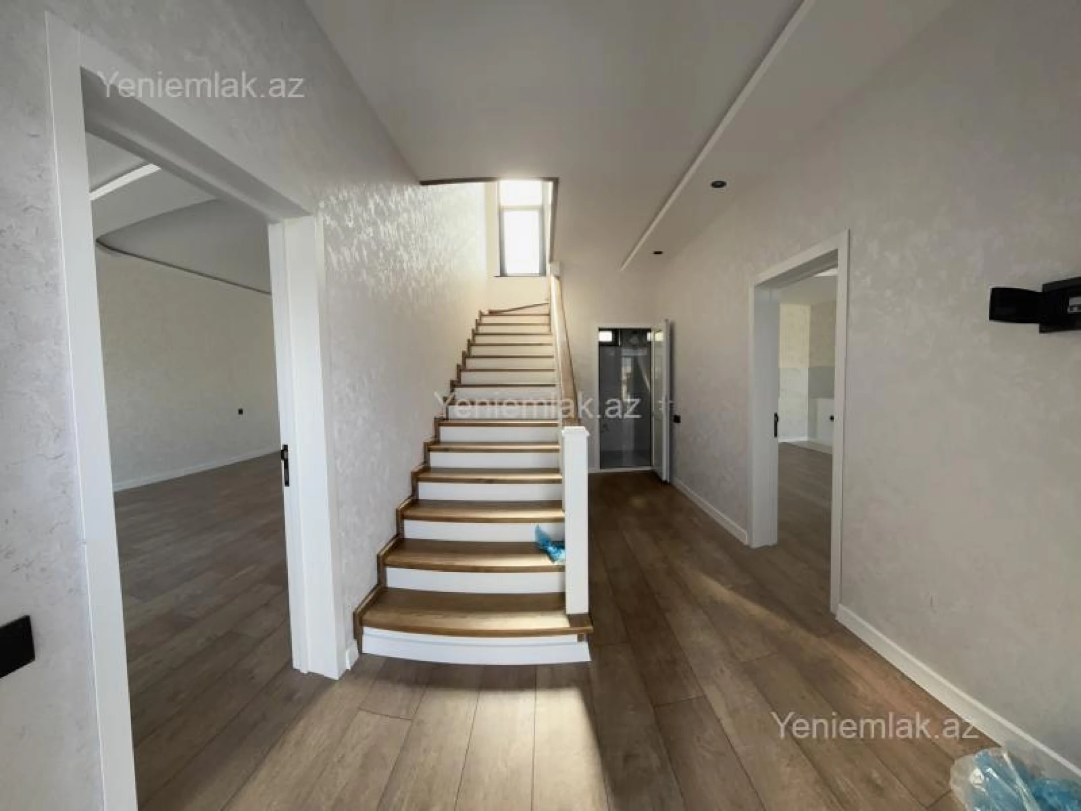 Satılır 4 otaqlı həyət evi 140 m²