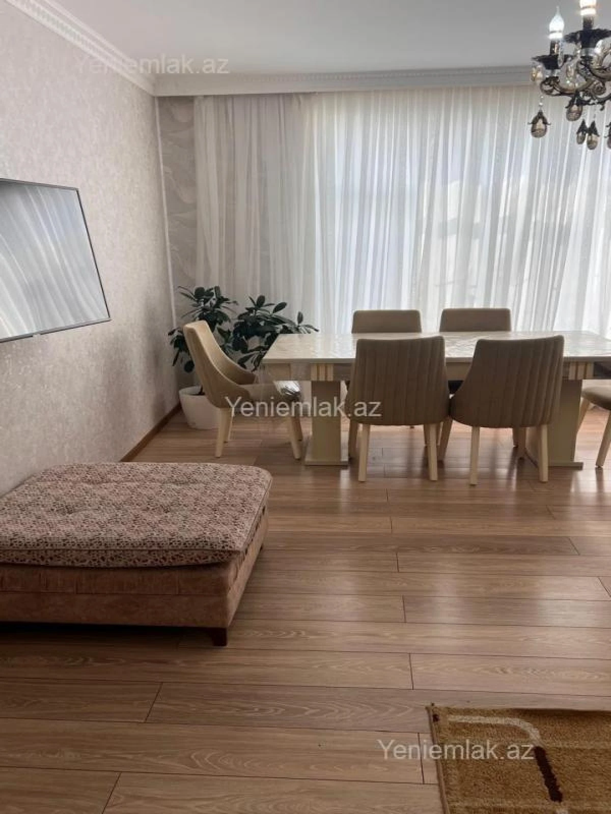 Satılır 6 otaqlı həyət evi 220 m²