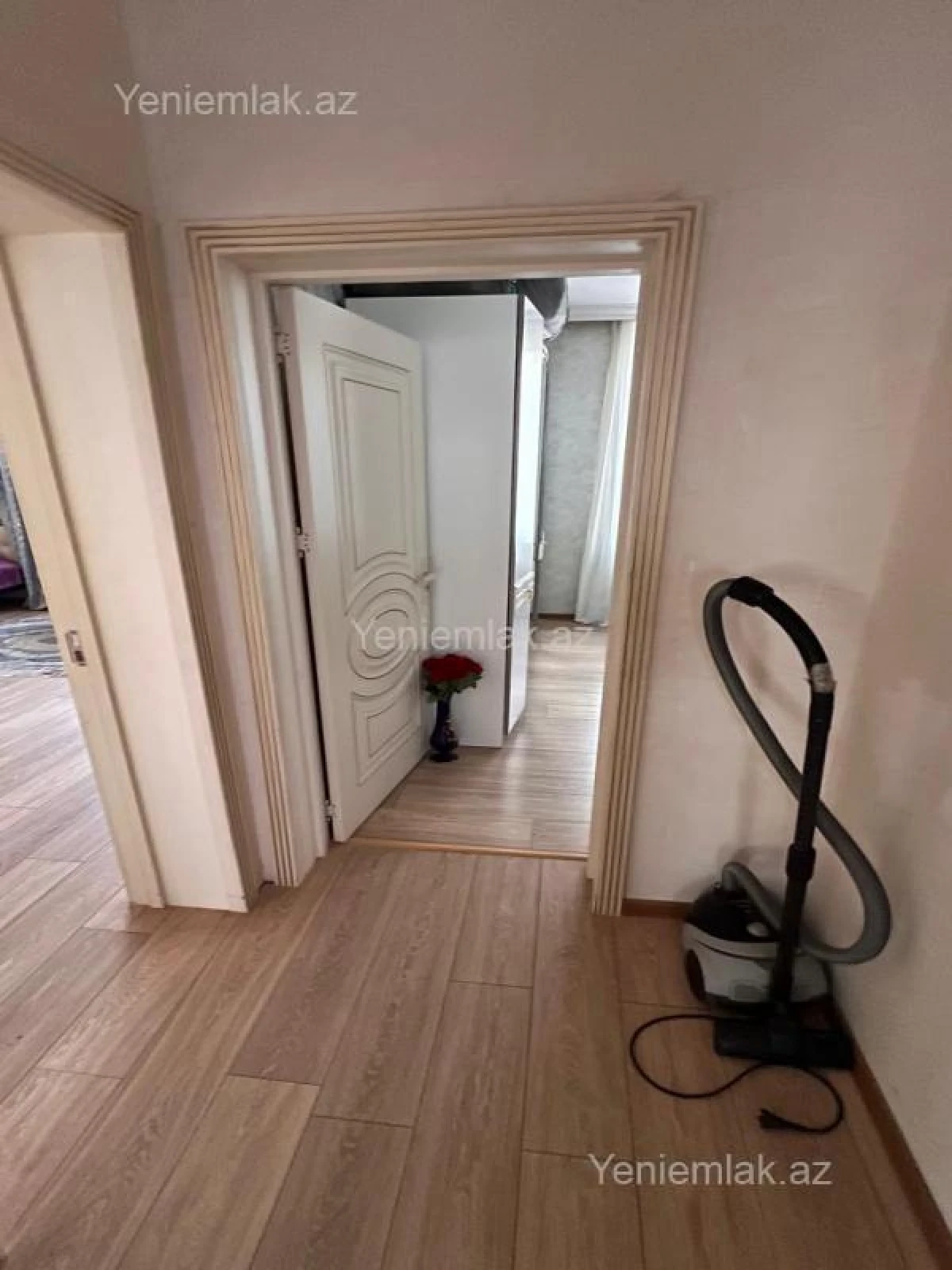 Satılır 6 otaqlı həyət evi 220 m²