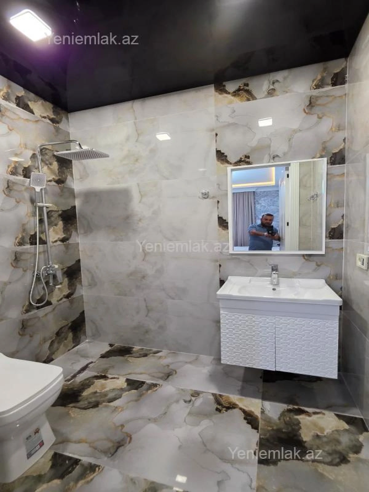 Satılır 6 otaqlı həyət evi 280 m²