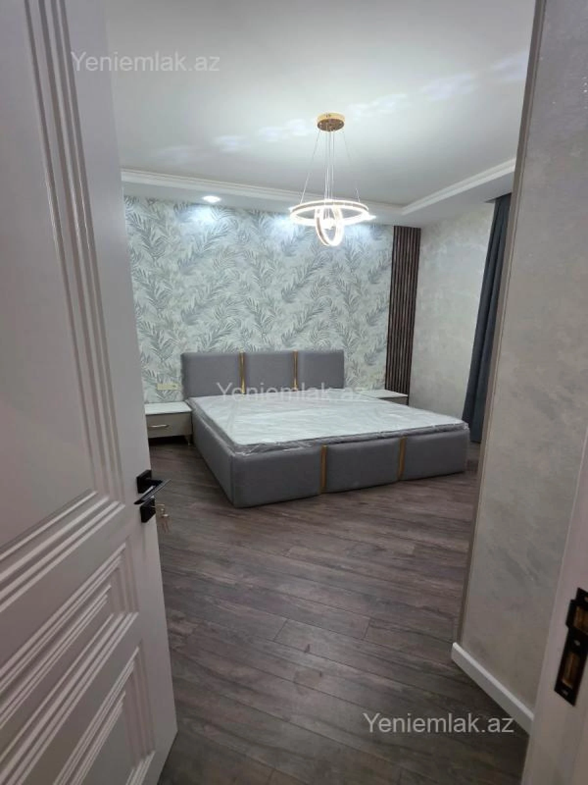 Satılır 6 otaqlı həyət evi 280 m²