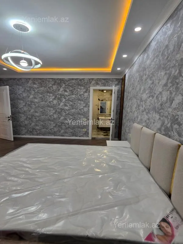 Satılır 6 otaqlı həyət evi 280 m²