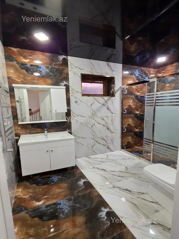 Satılır 6 otaqlı həyət evi 280 m²