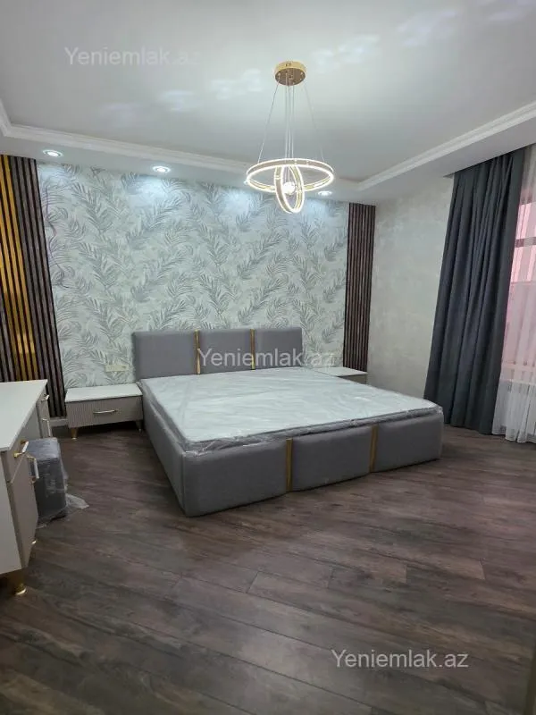 Satılır 6 otaqlı həyət evi 280 m²
