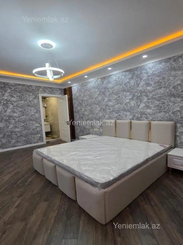 Satılır 6 otaqlı həyət evi 280 m²
