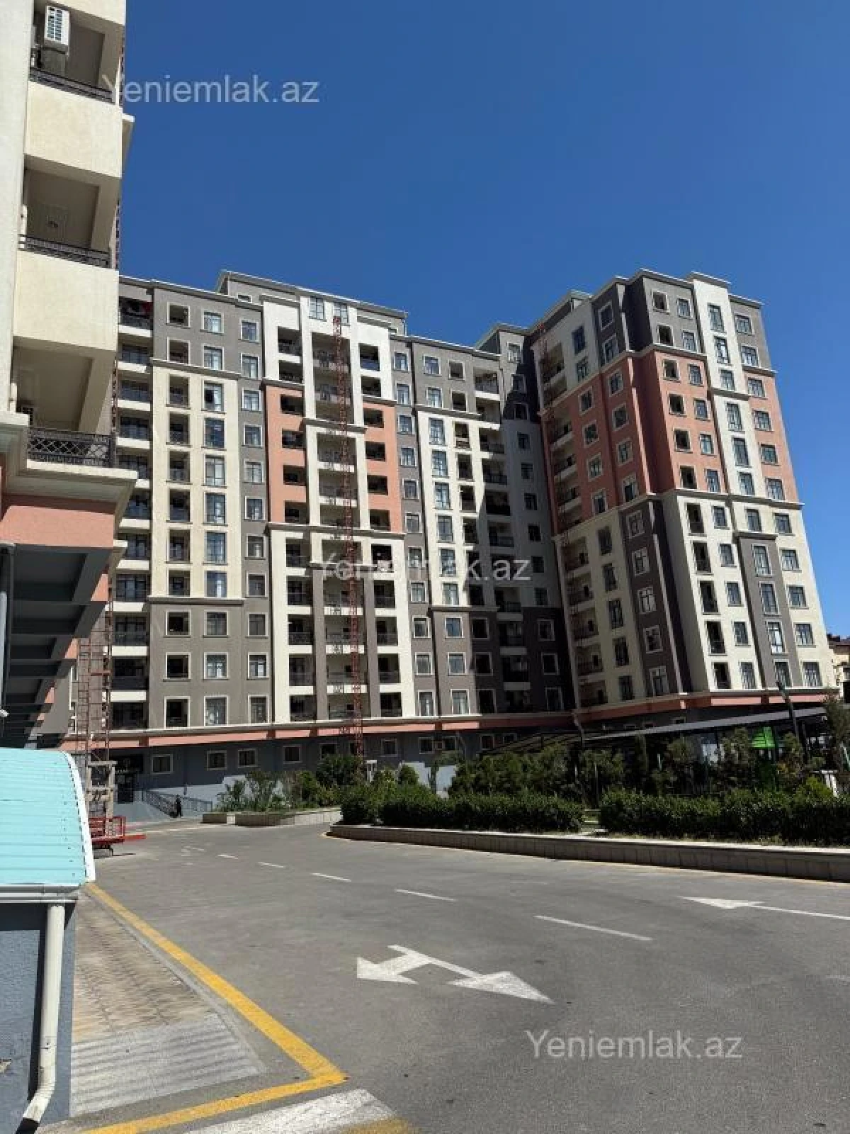 Satılır 3 otaqlı yeni tikili 115 m²
