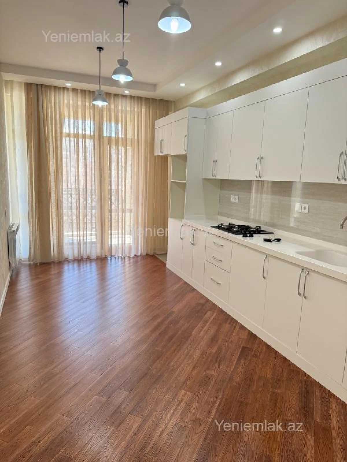Satılır 3 otaqlı yeni tikili 115 m²