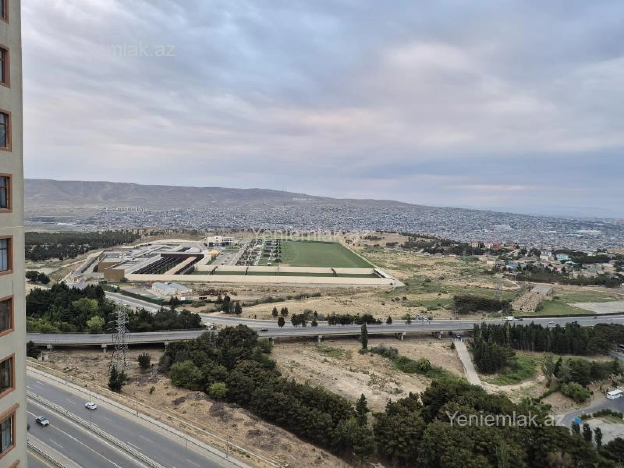 Satılır 3 otaqlı yeni tikili 115 m²