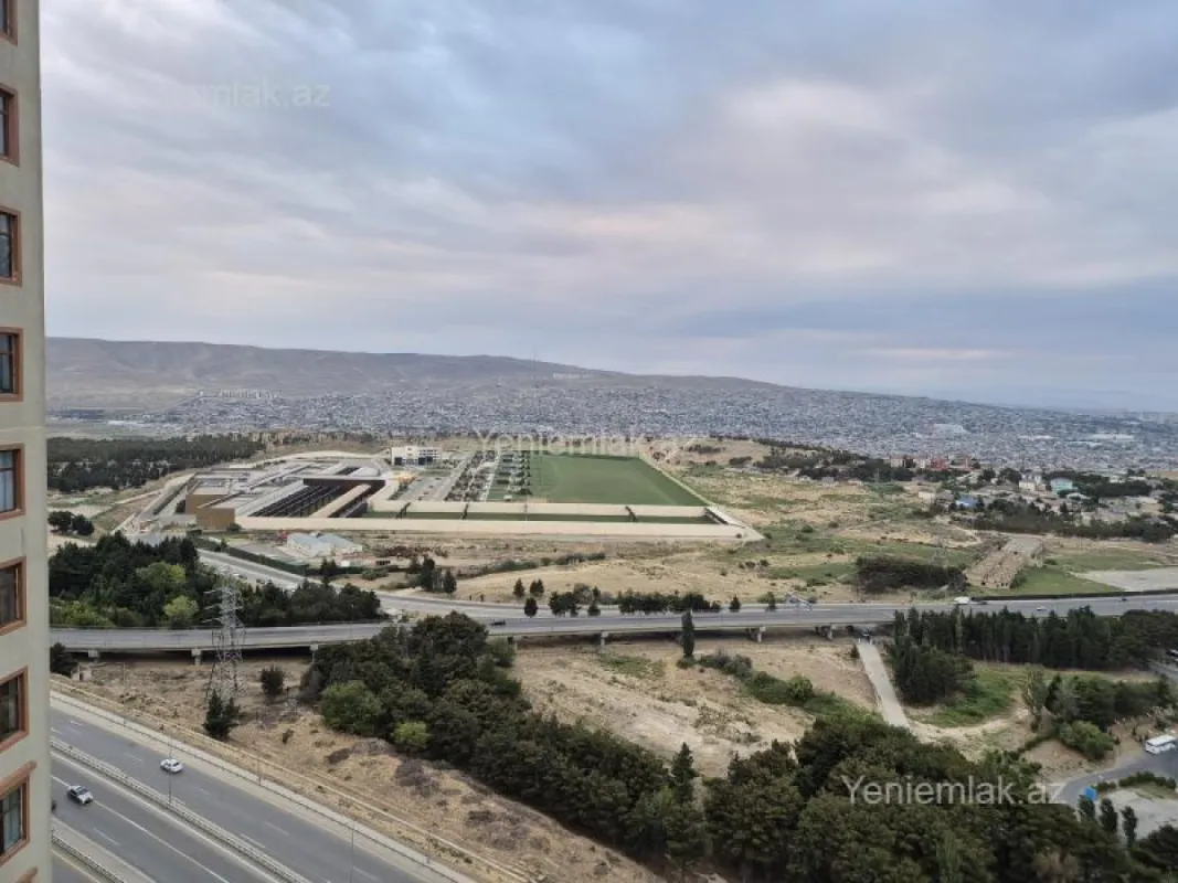 Satılır 3 otaqlı yeni tikili 115 m²