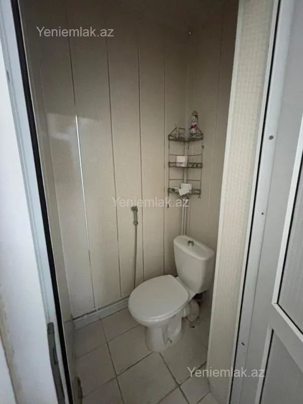 Satılır 3 otaqlı köhnə tikili 70 m²