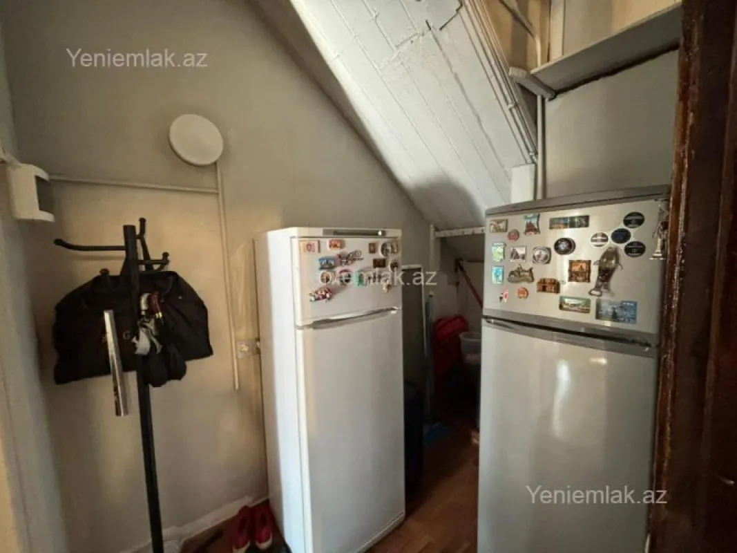 Satılır 3 otaqlı köhnə tikili 70 m²