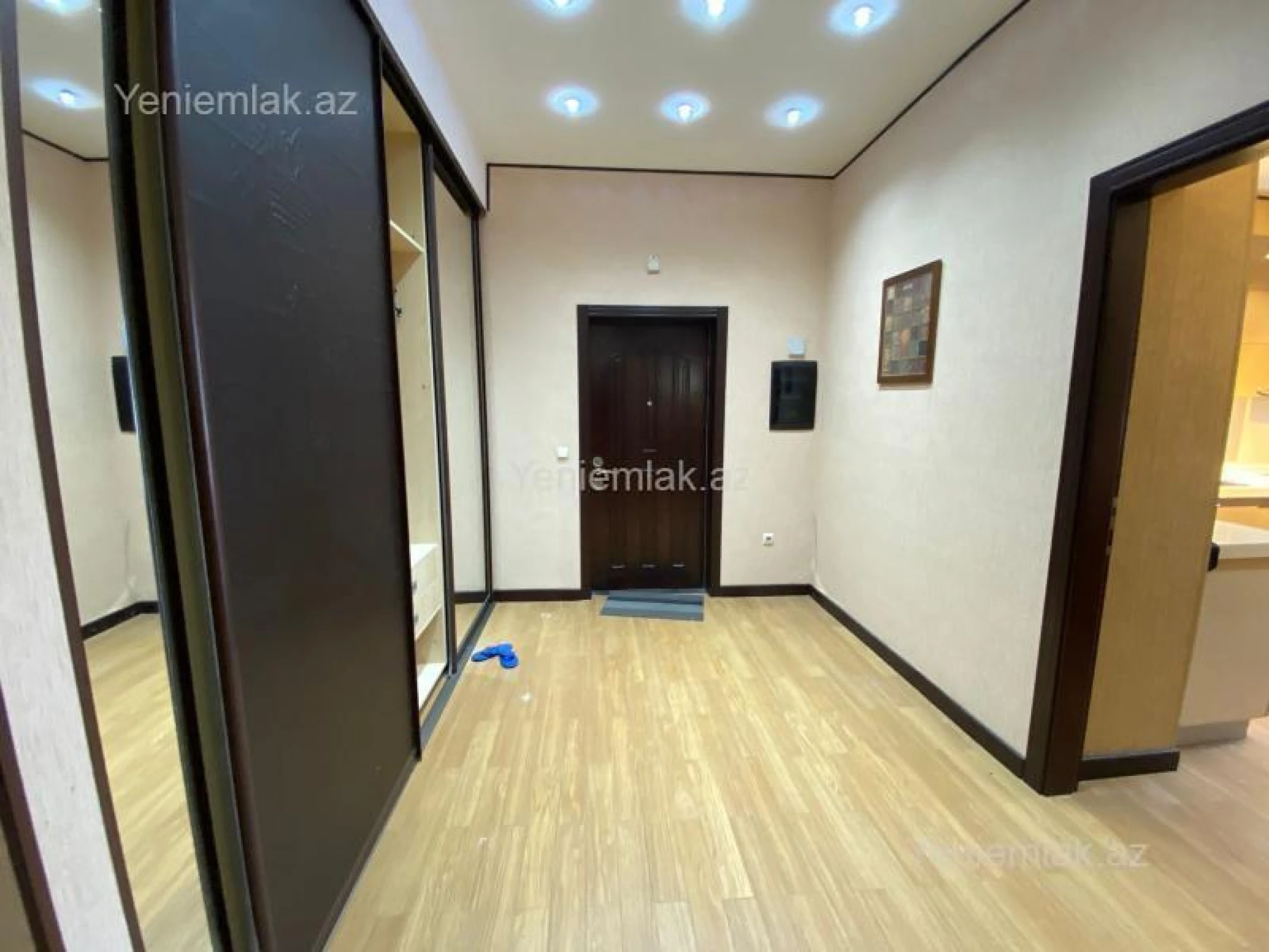 Satılır 4 otaqlı yeni tikili 185 m²
