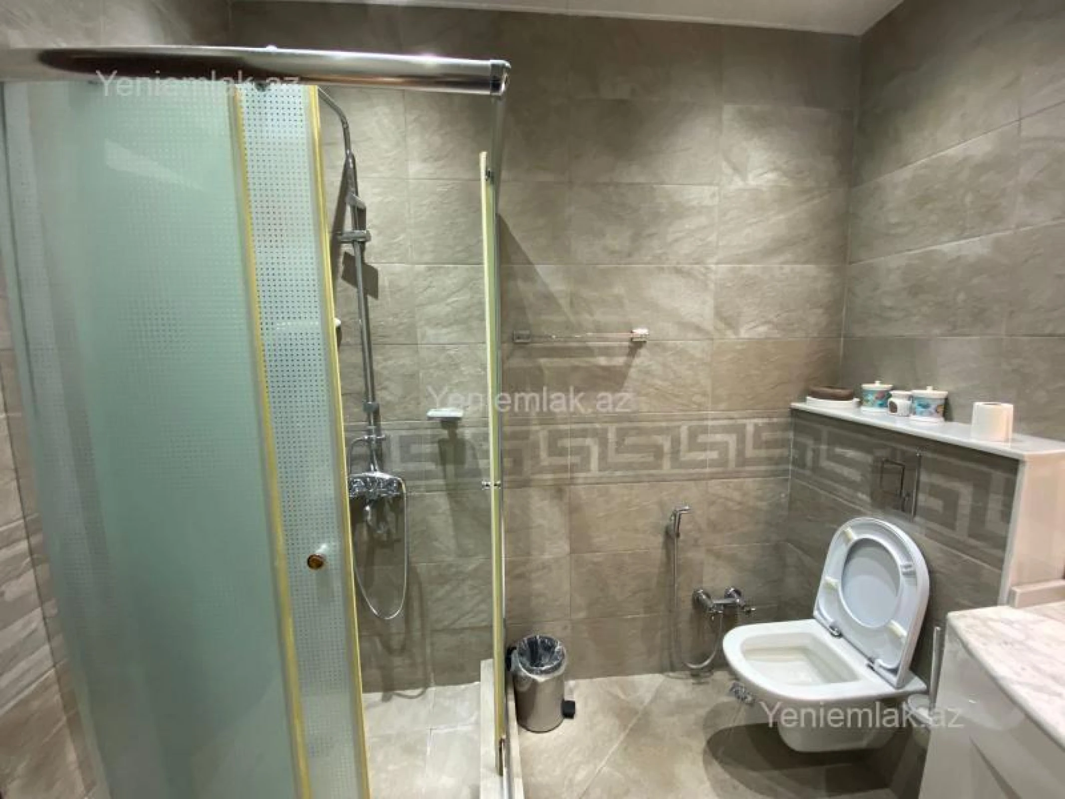 Satılır 4 otaqlı yeni tikili 185 m²