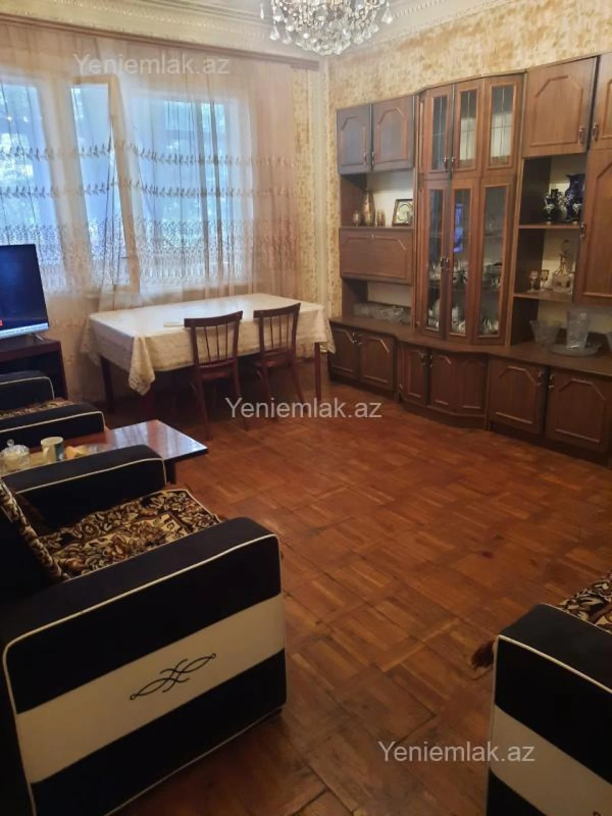 Satılır 4 otaqlı köhnə tikili 90 m²