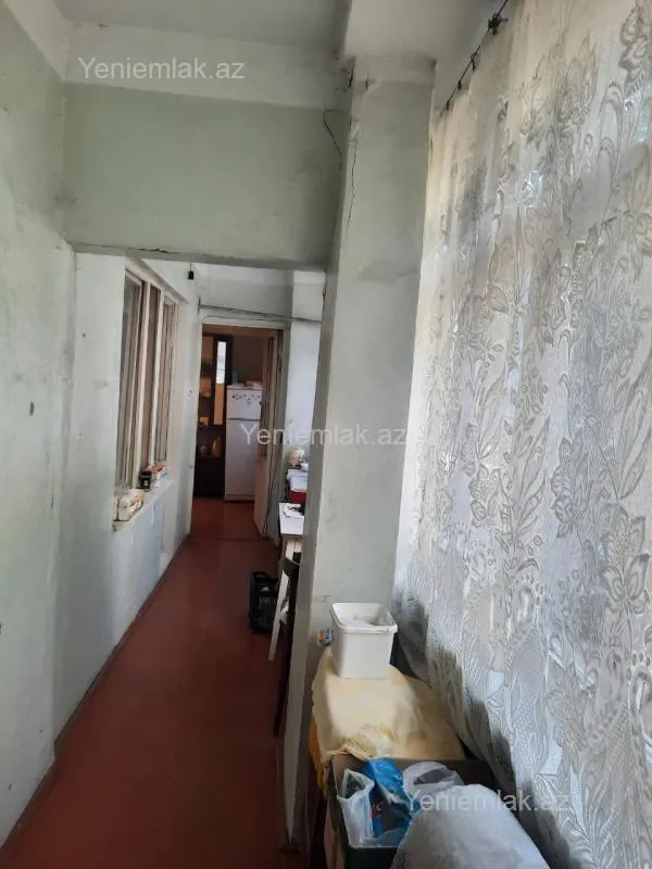 Satılır 4 otaqlı köhnə tikili 90 m²