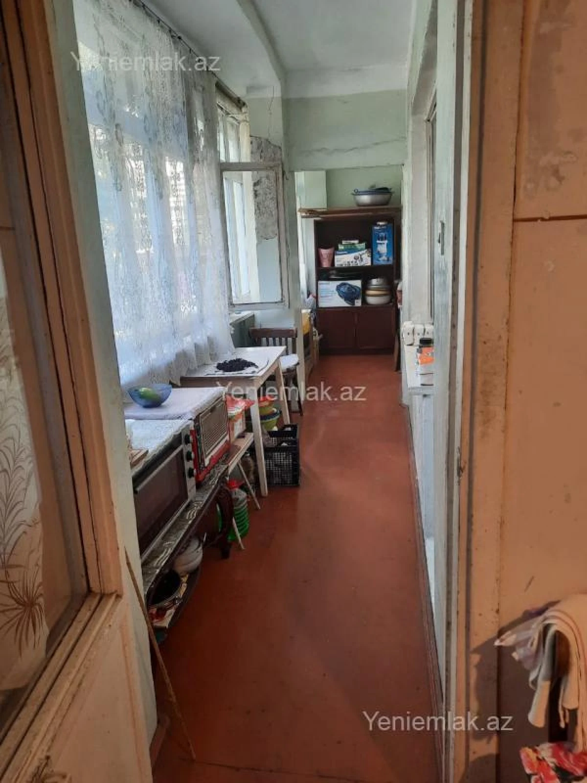 Satılır 4 otaqlı köhnə tikili 90 m²