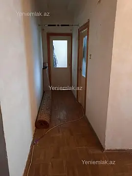 Satılır 4 otaqlı köhnə tikili 90 m²