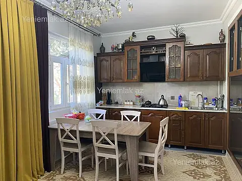 Satılır 3 otaqlı köhnə tikili 75 m²