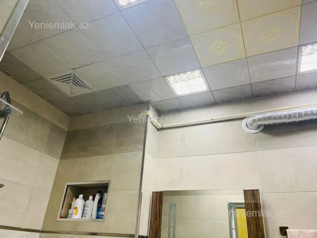 Satılır 3 otaqlı köhnə tikili 75 m²