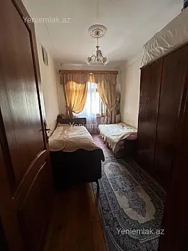 Satılır 3 otaqlı köhnə tikili 65 m²