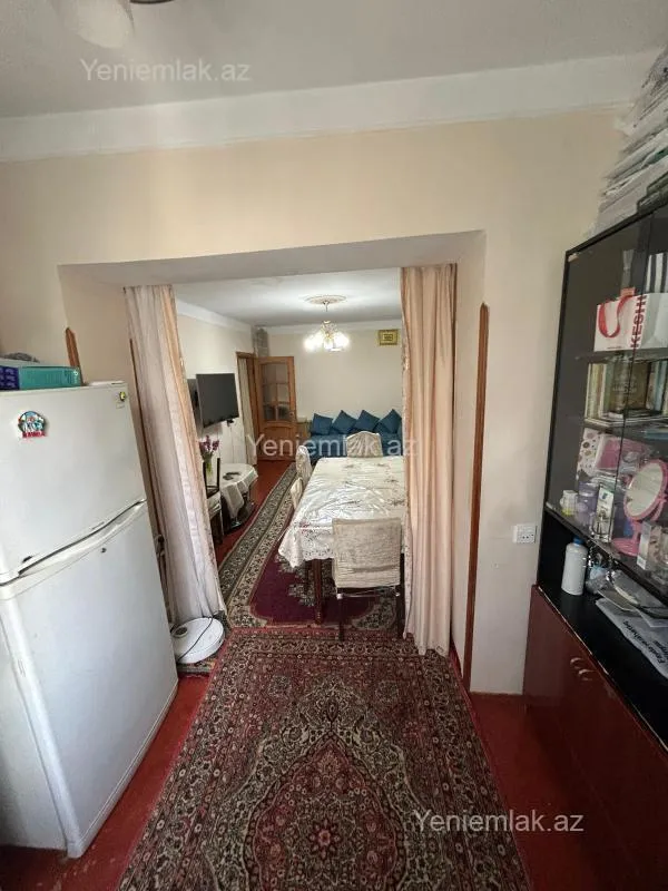 Satılır 3 otaqlı köhnə tikili 65 m²