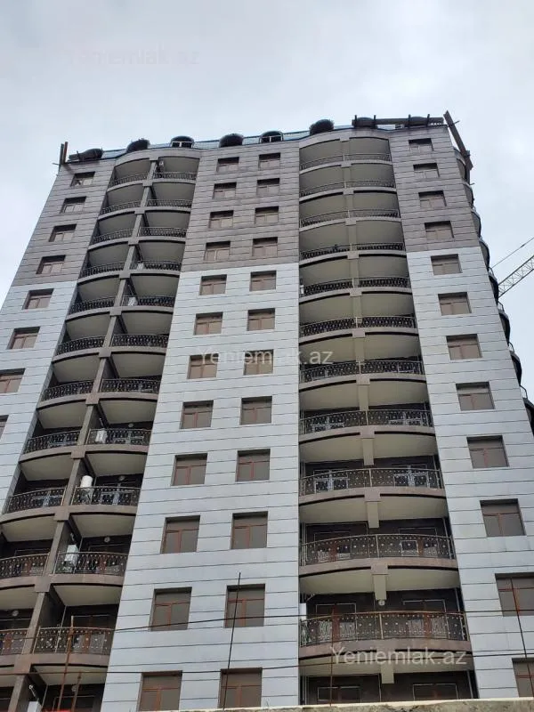 Satılır 3 otaqlı yeni tikili 107 m²