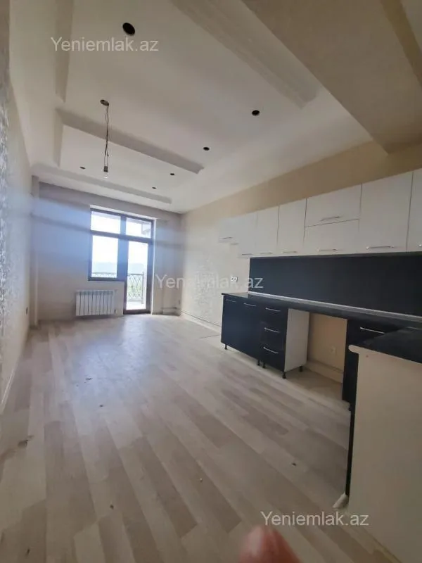Satılır 3 otaqlı yeni tikili 107 m²