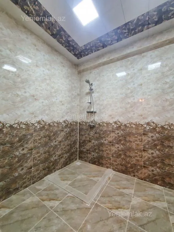 Satılır 3 otaqlı yeni tikili 107 m²