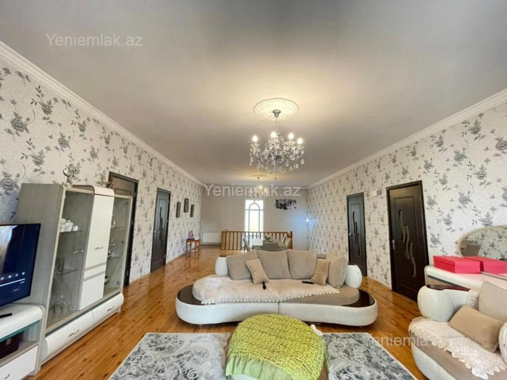 Satılır 6 otaqlı həyət evi 310 m²