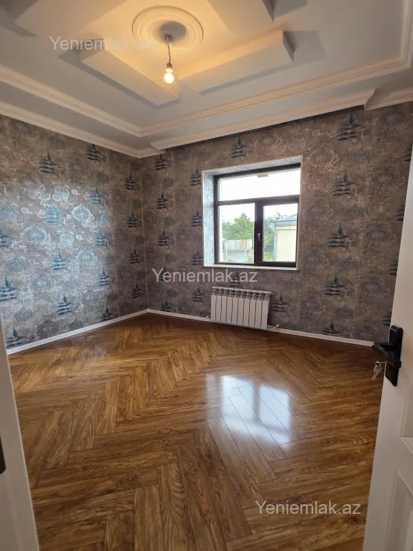 Satılır 6 otaqlı həyət evi 240 m²