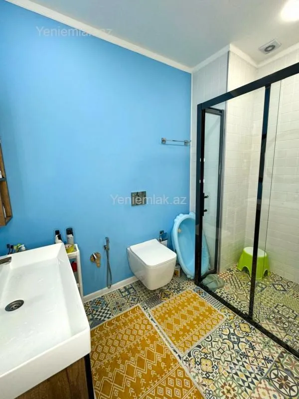 Satılır 2 otaqlı yeni tikili 80 m²