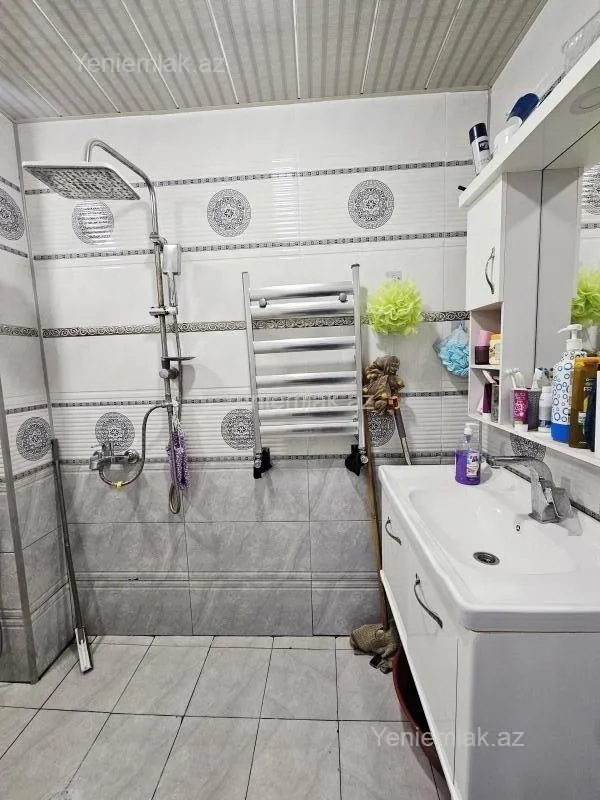 Satılır 4 otaqlı yeni tikili 84 m²