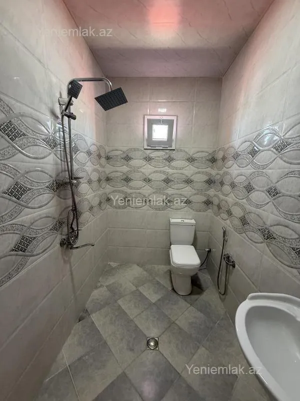 Satılır 4 otaqlı həyət evi 170 m²