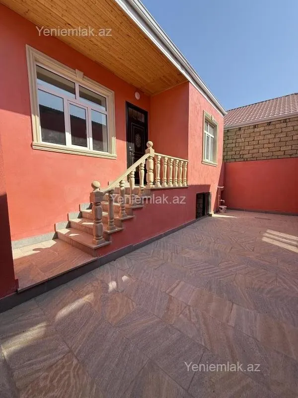Satılır 4 otaqlı həyət evi 170 m²