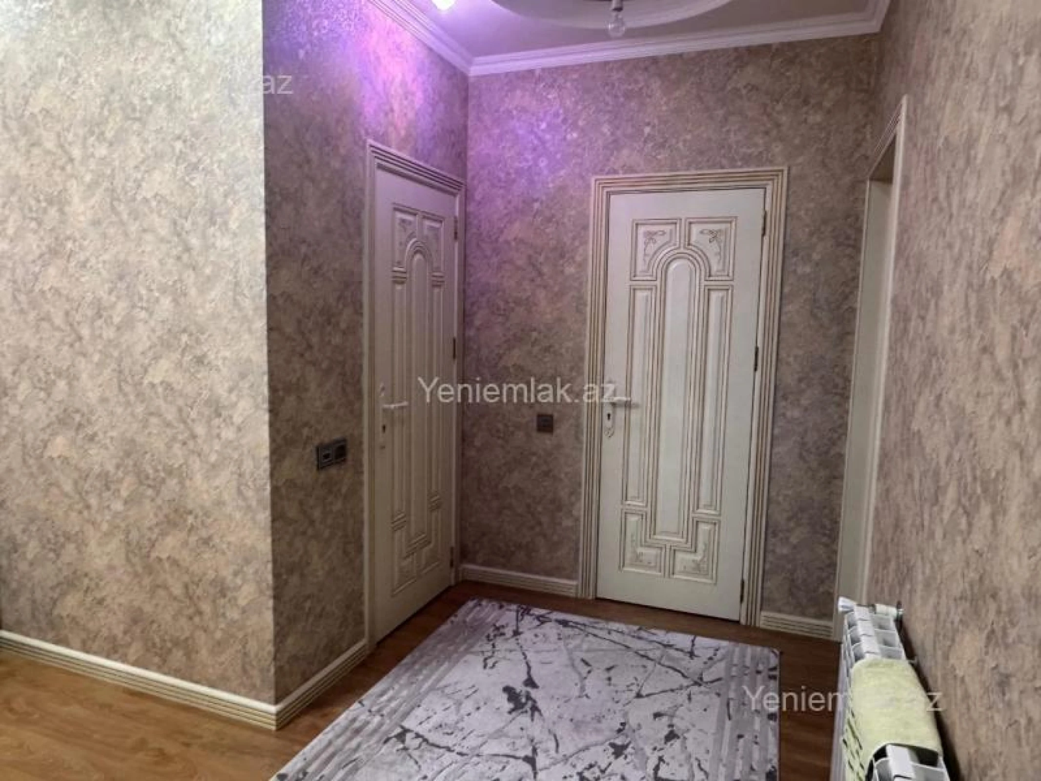 Satılır 3 otaqlı yeni tikili 135 m²