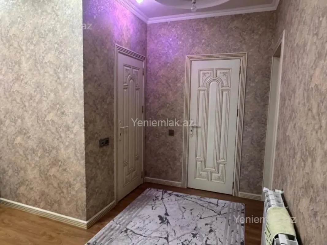 Satılır 3 otaqlı yeni tikili 135 m²