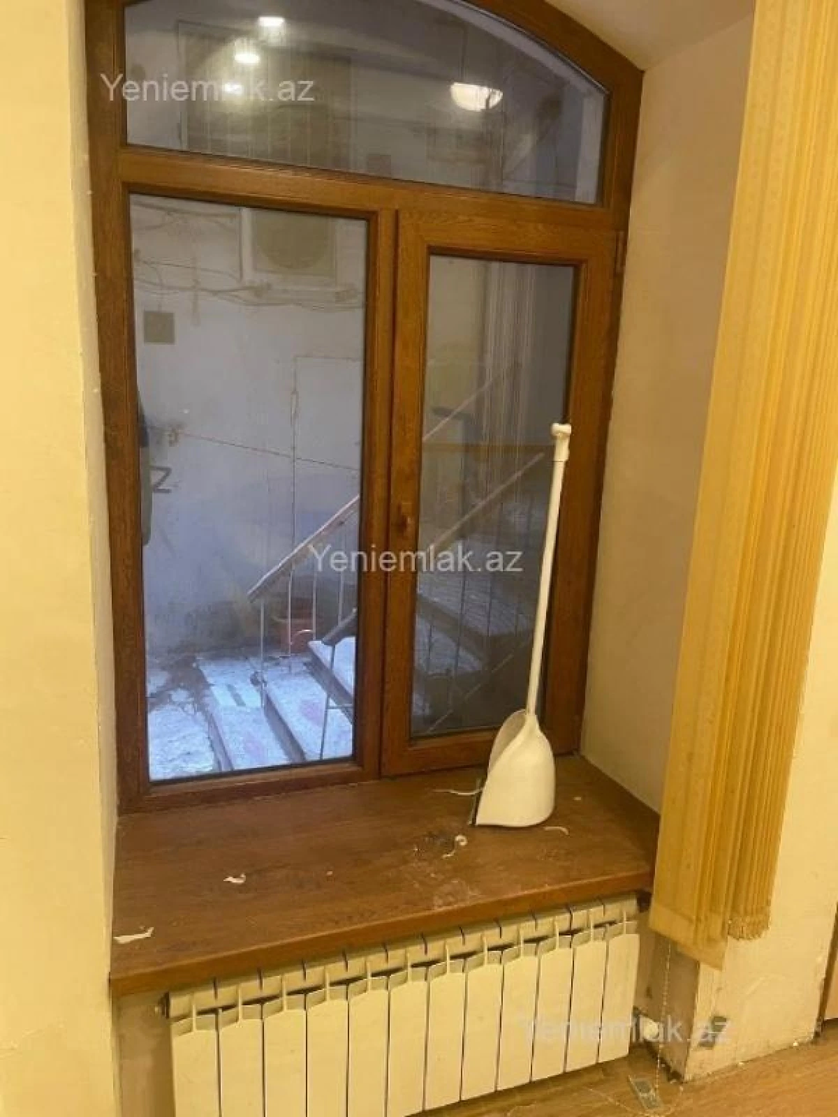 Satılır 2 otaqlı köhnə tikili 40 m²