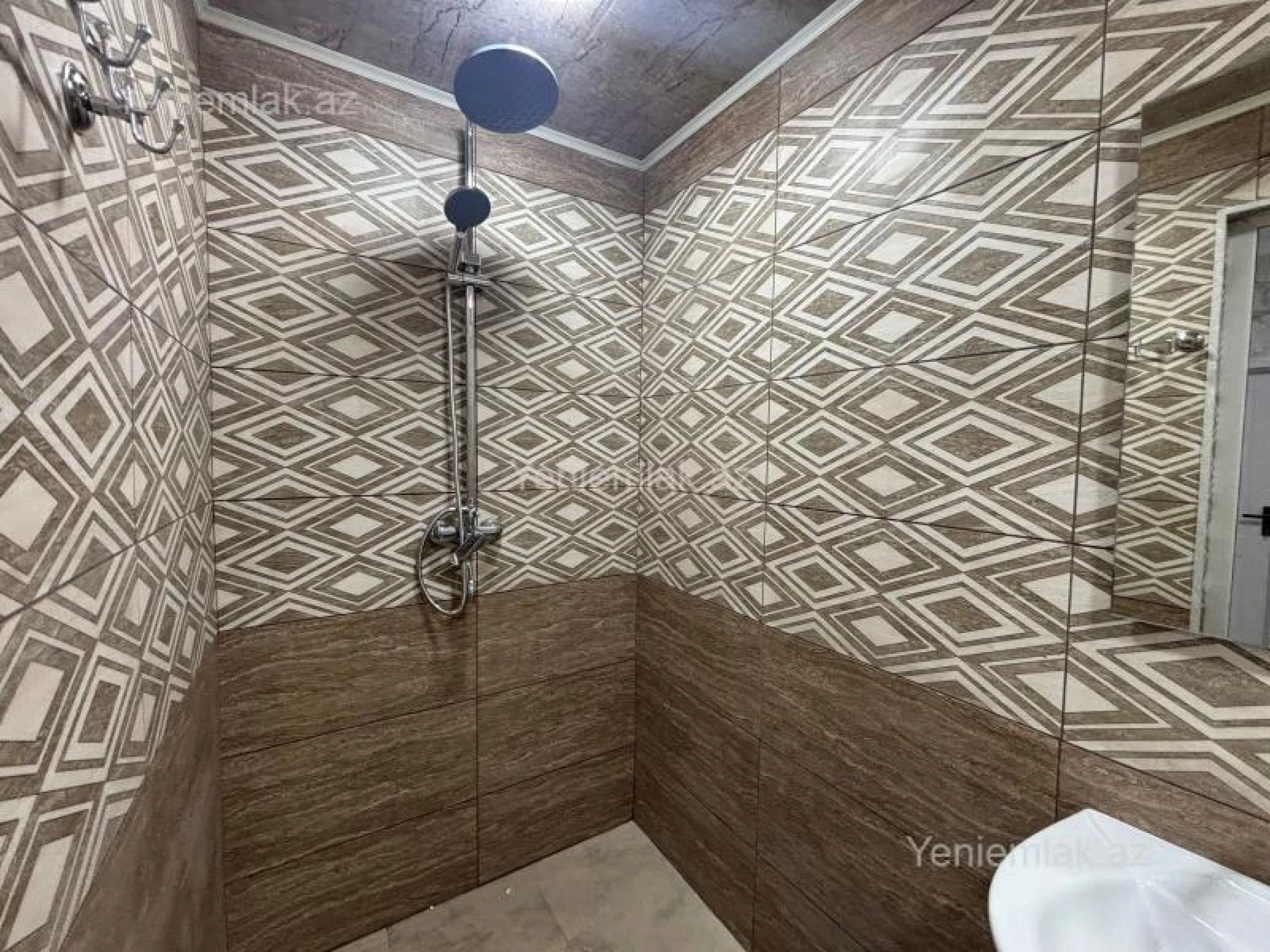 Satılır 3 otaqlı yeni tikili 68 m²