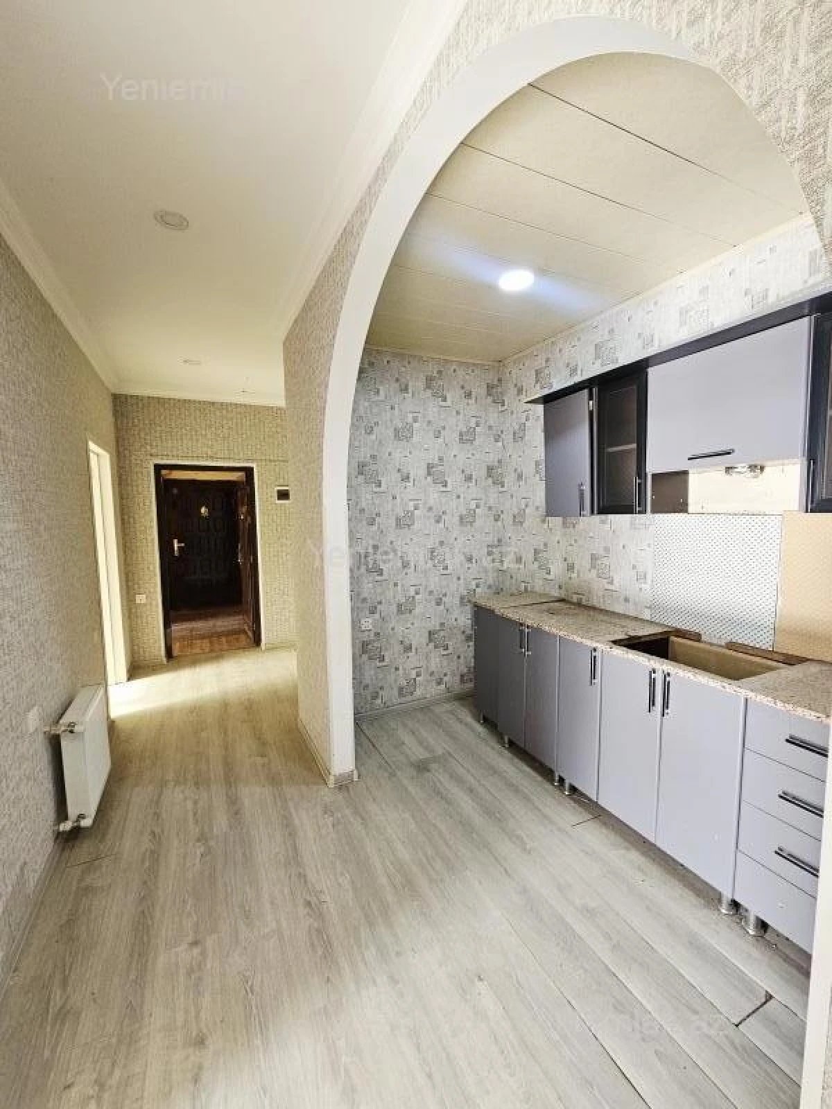 Satılır 2 otaqlı yeni tikili 64 m²
