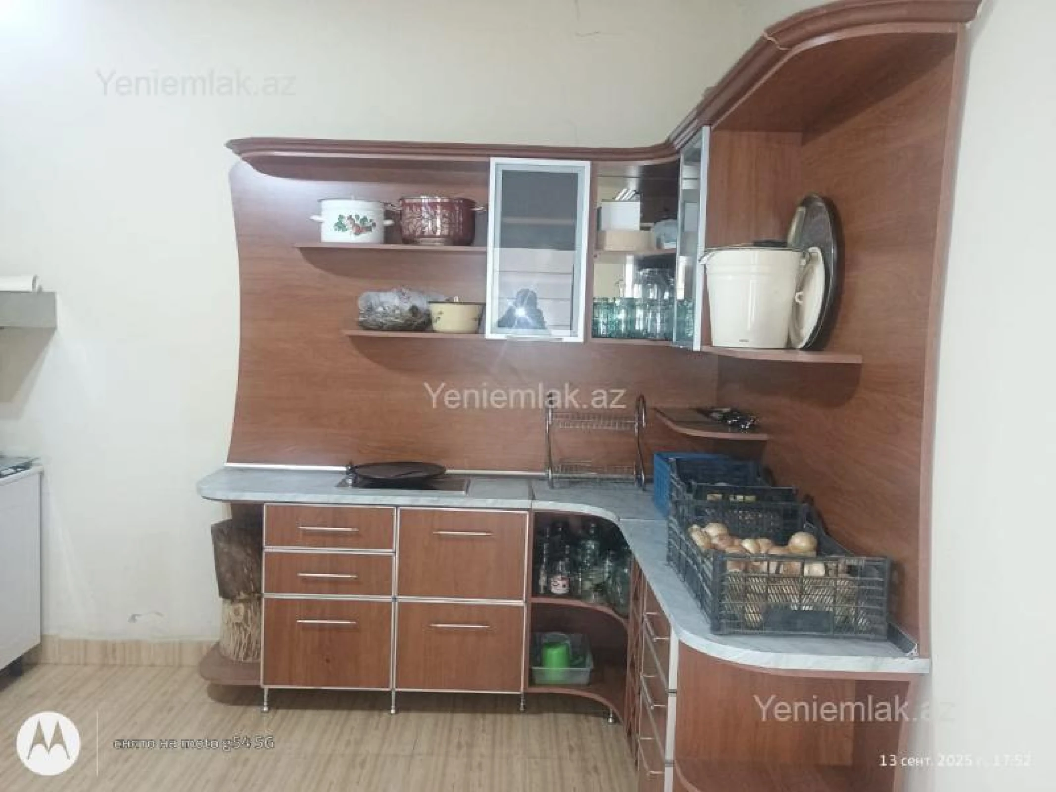 Satılır 7 otaqlı həyət evi 650 m²