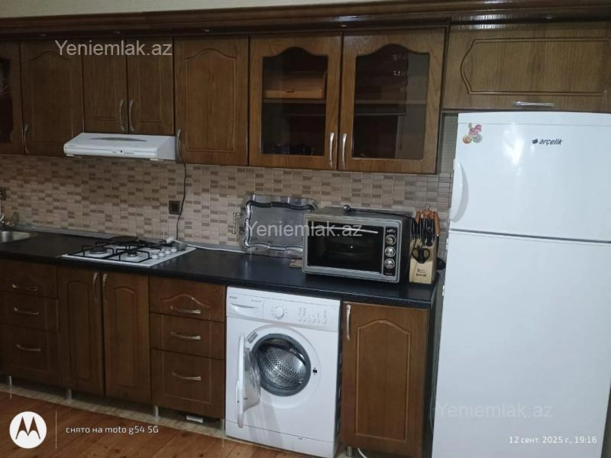Satılır 7 otaqlı həyət evi 650 m²