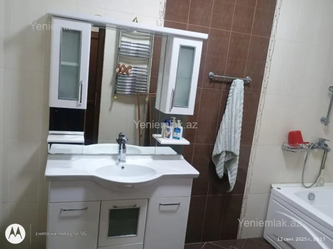 Satılır 7 otaqlı həyət evi 650 m²