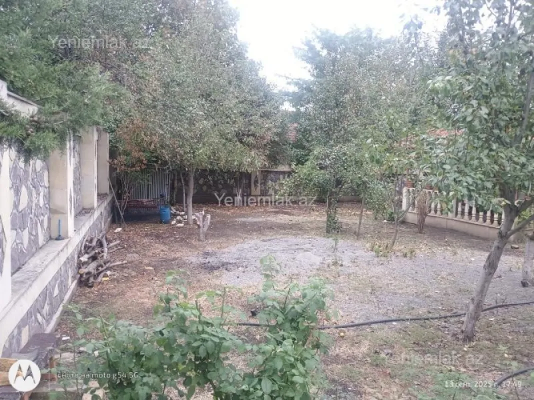 Satılır 7 otaqlı həyət evi 650 m²